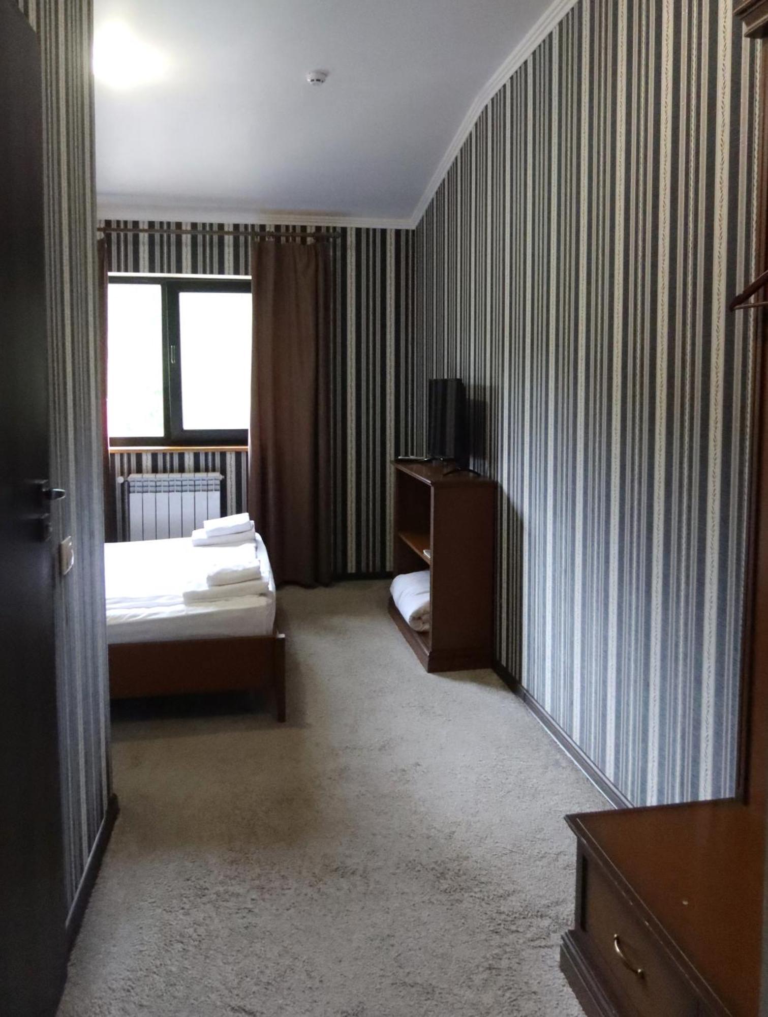 Carivka Hotel Luaran gambar