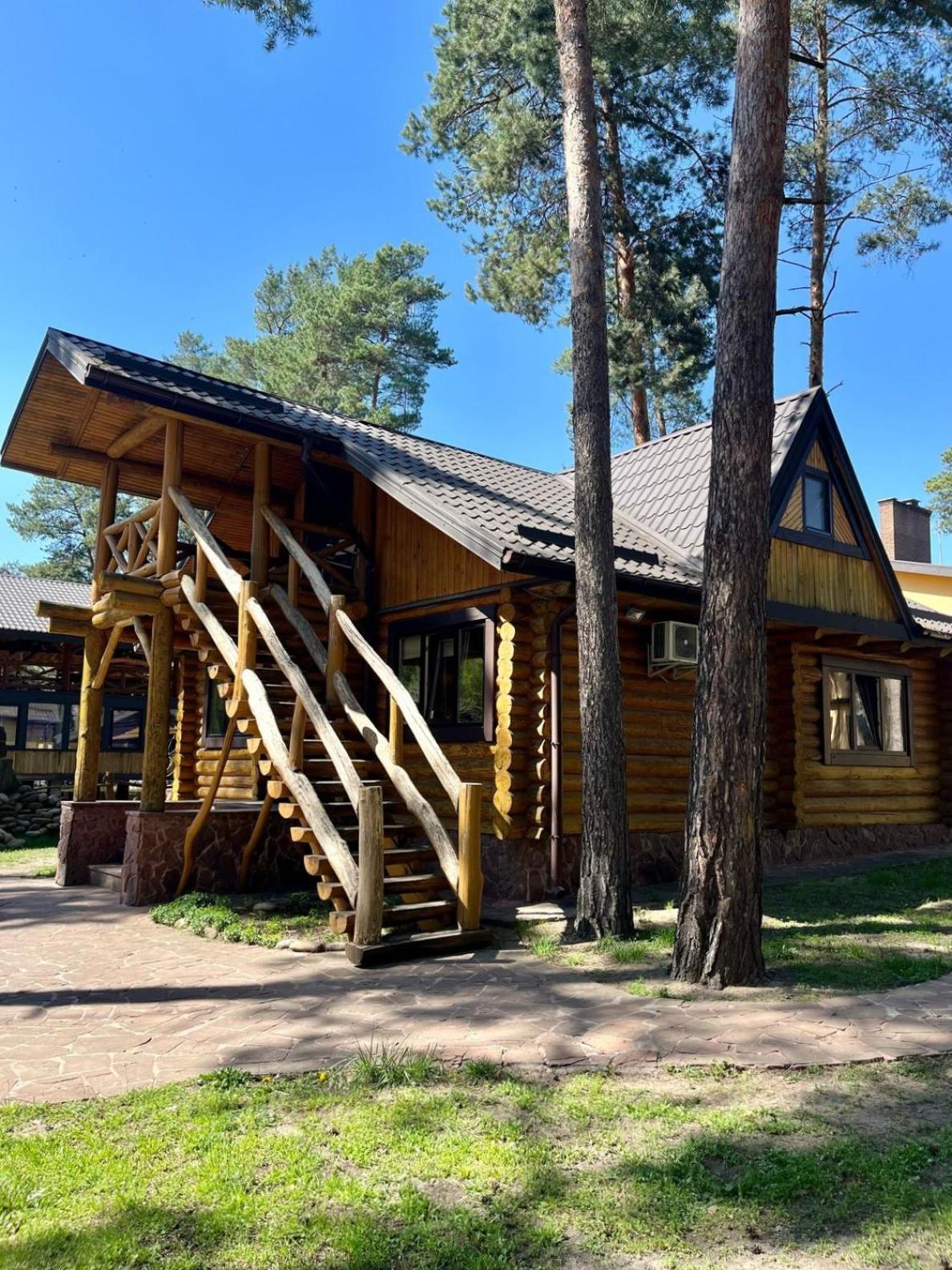 Carivka Hotel Luaran gambar