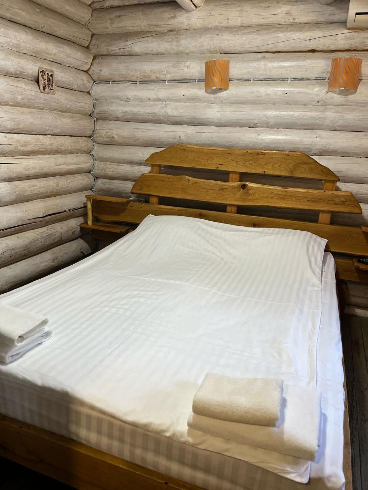 Carivka Hotel Luaran gambar