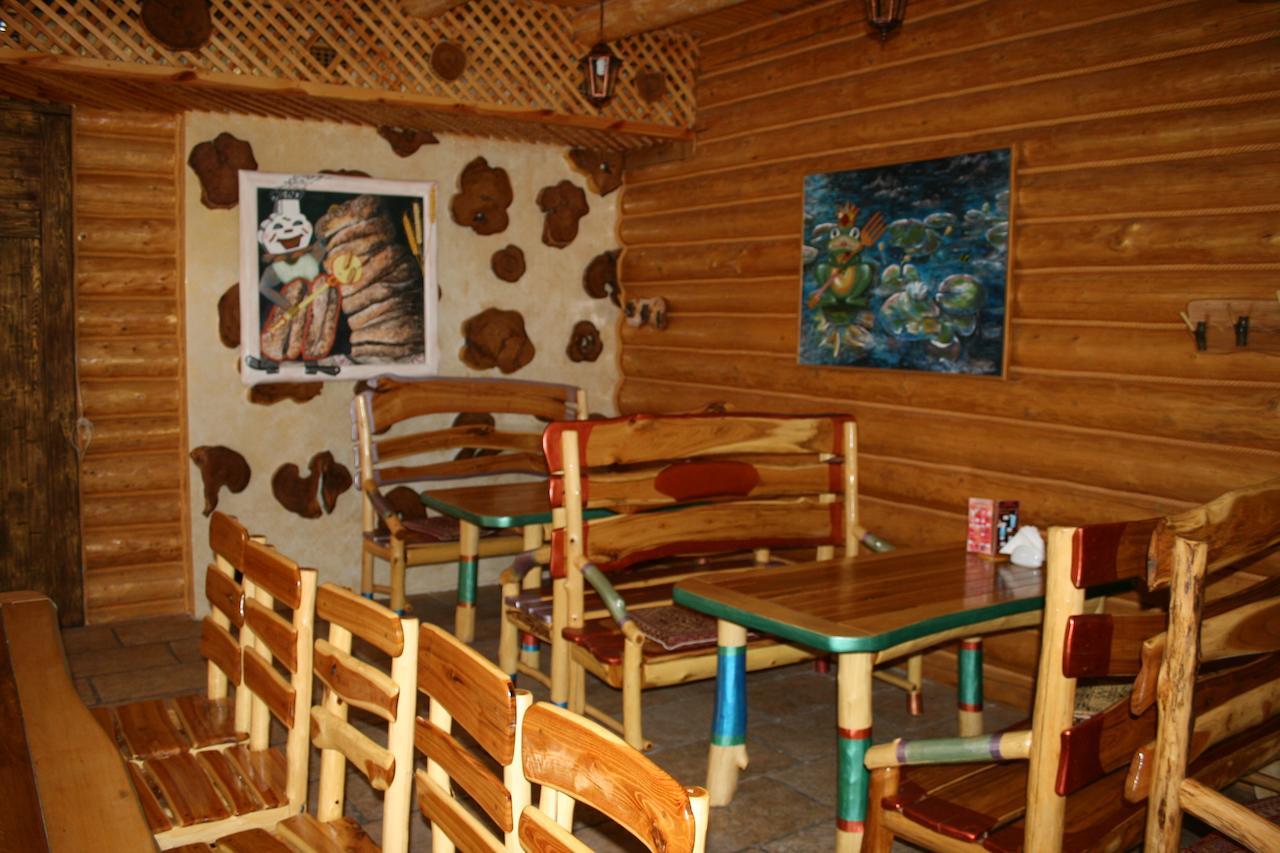 Carivka Hotel Luaran gambar