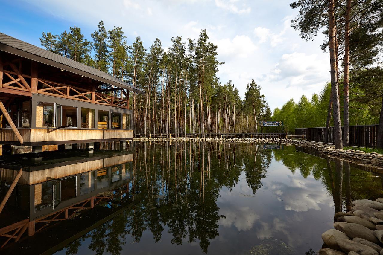 Carivka Hotel Luaran gambar